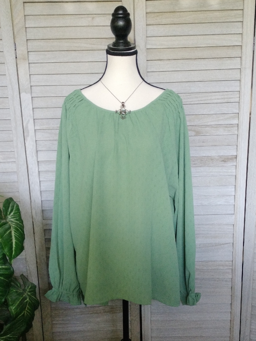 ⚜️ NWT Jessica Simpson Textured Blouse - Size XXL